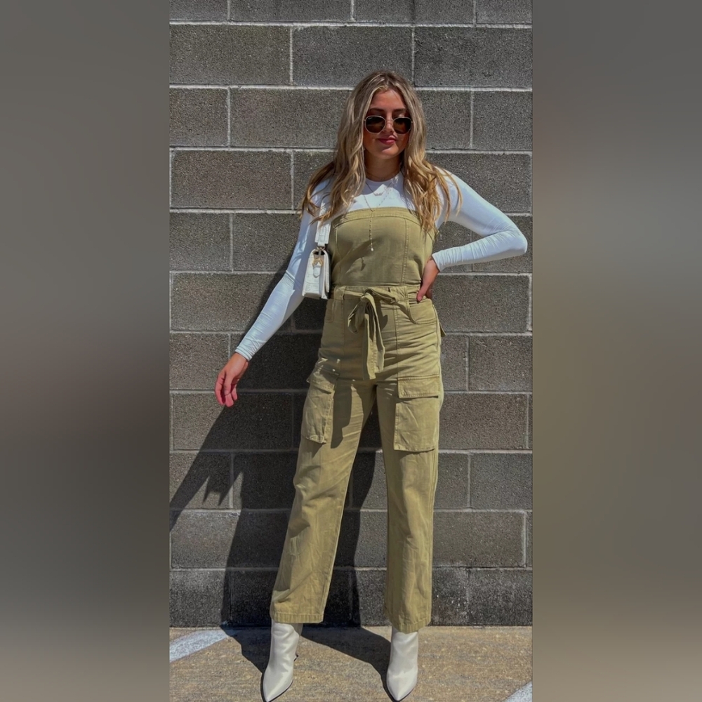 Altar'd State Kensley Strapless Cargo Women's Tan Jumpsuit Size Large - Picture 2 of 8